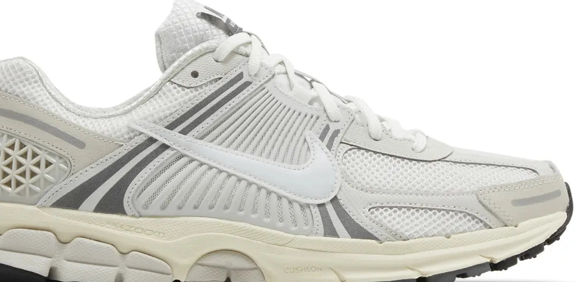 Platinum Vomero Zoom Tint Nike 5 0801